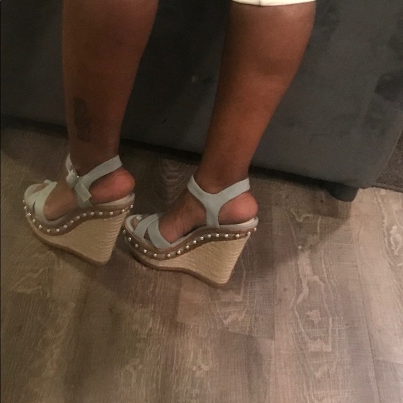 **NEW** Jessica Simpson:  Denim Wedge_Size 7M - Picture 8 of 8